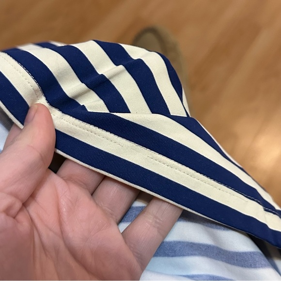 J. McLaughlin blue cream/white stripe 3/4 length size medium shirt - Picture 8 of 9